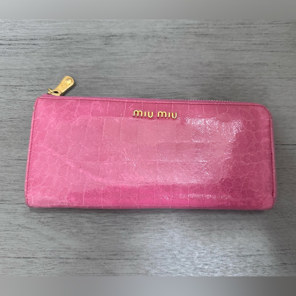 Authentic Miu Miu Wallet - image 1